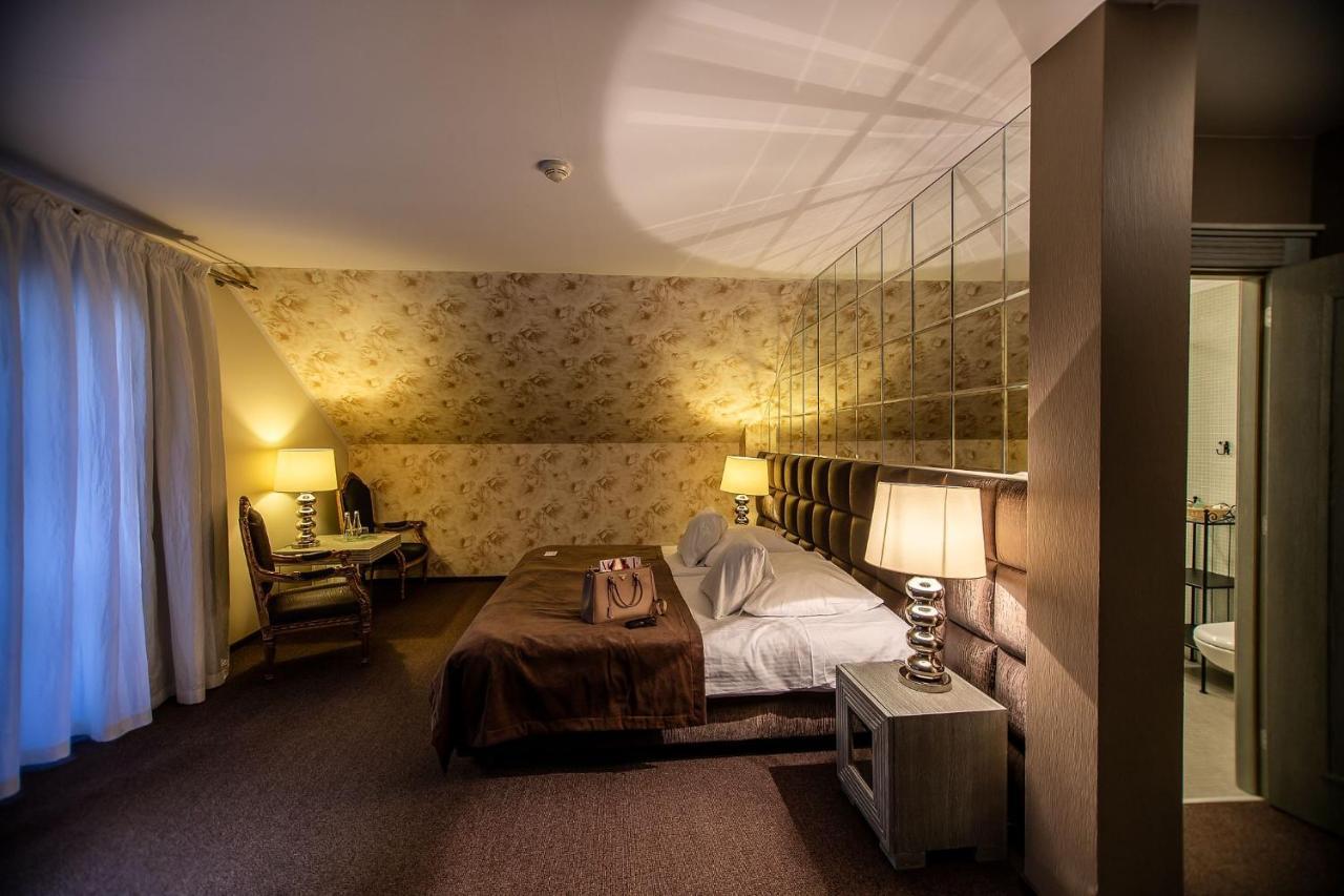 Berberys Park Hotel Kazimierz Dolny Dış mekan fotoğraf